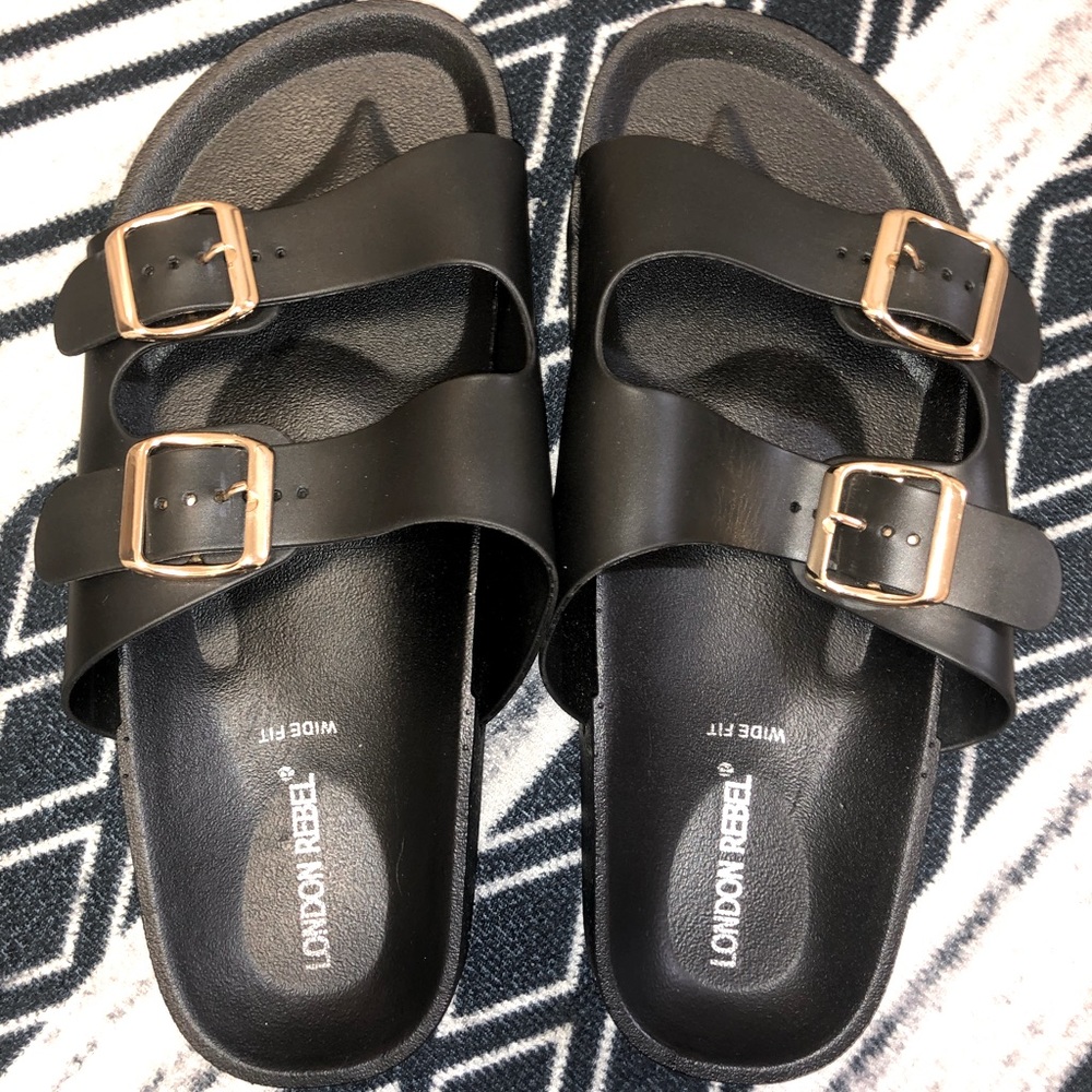 London Rebel Wide Fit Black Buckle Sandals 39 US 8